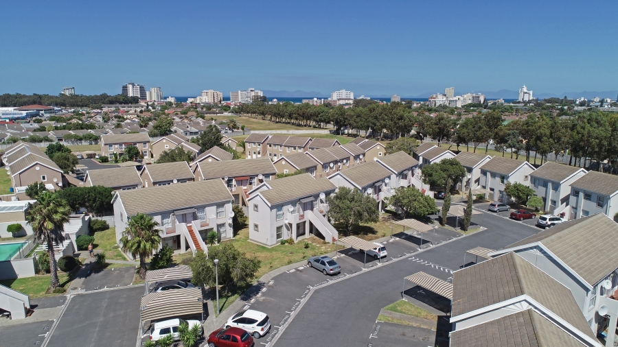 2 Bedroom Property for Sale in Strand South Western Cape